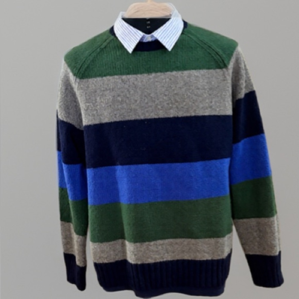 GAP Men's Crewneck Sweater in Green, Gray, and Blue Stripes